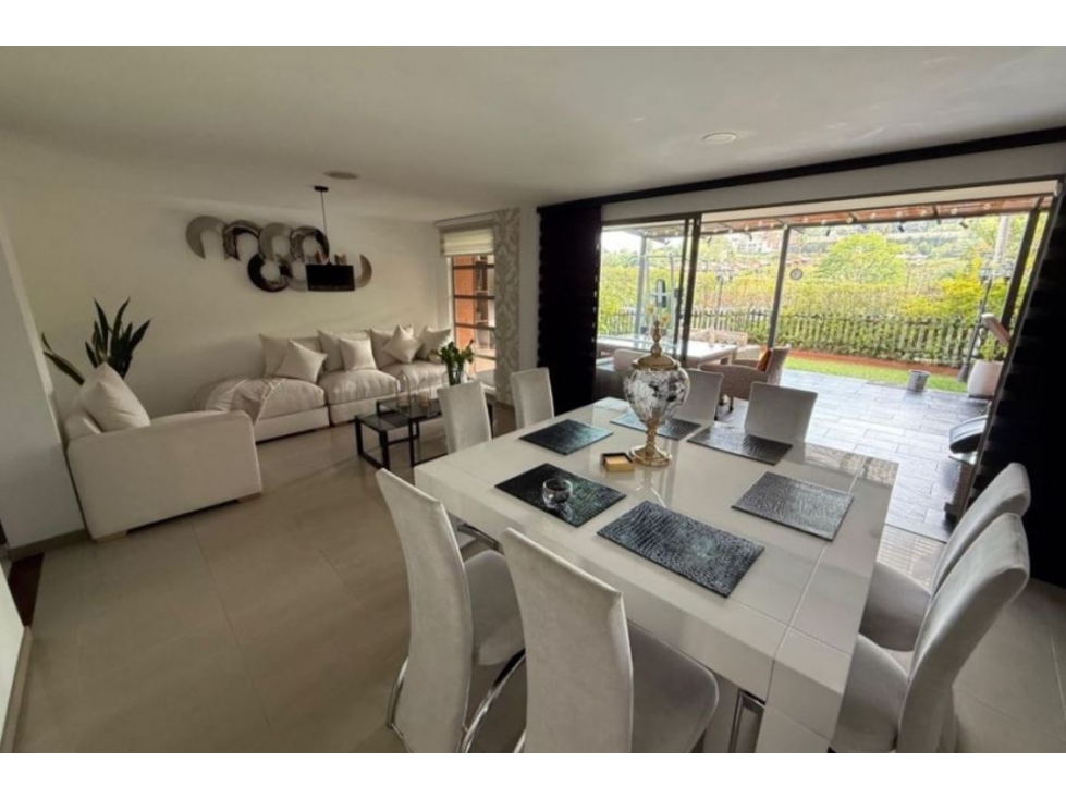 Casa para la venta en Envigado Loma del chocho parte Alta — foto 4