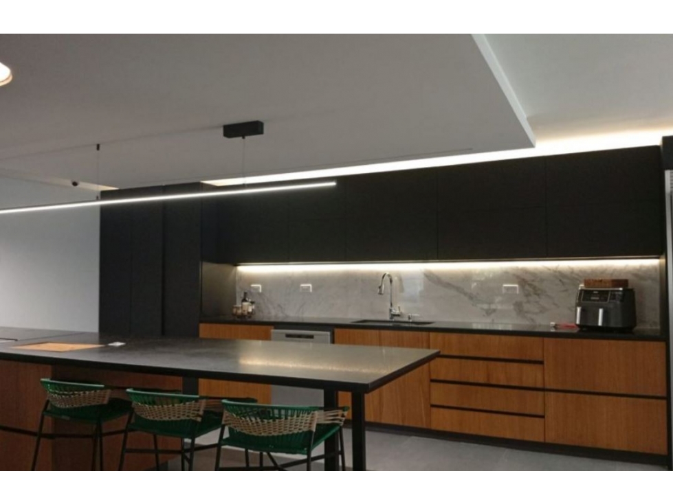 Apartamento para la venta en el Poblado Loma de los Parra