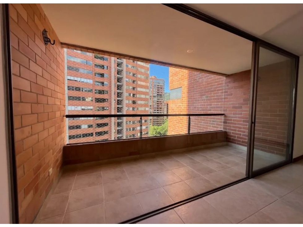 Apartamento para la venta en el Poblado