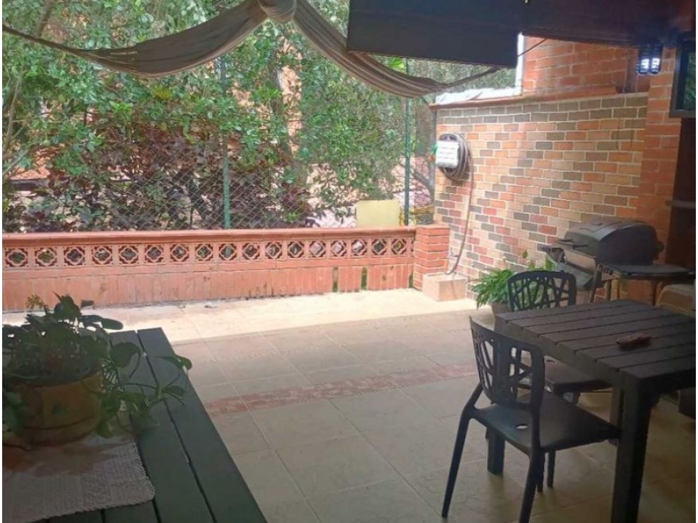 Casa unifamiliar de 3 niveles para la venta en Belen la Mota — foto 4