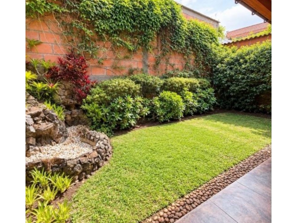 Hermosa Casa para la venta en Envigado Loma del Escobero - 4