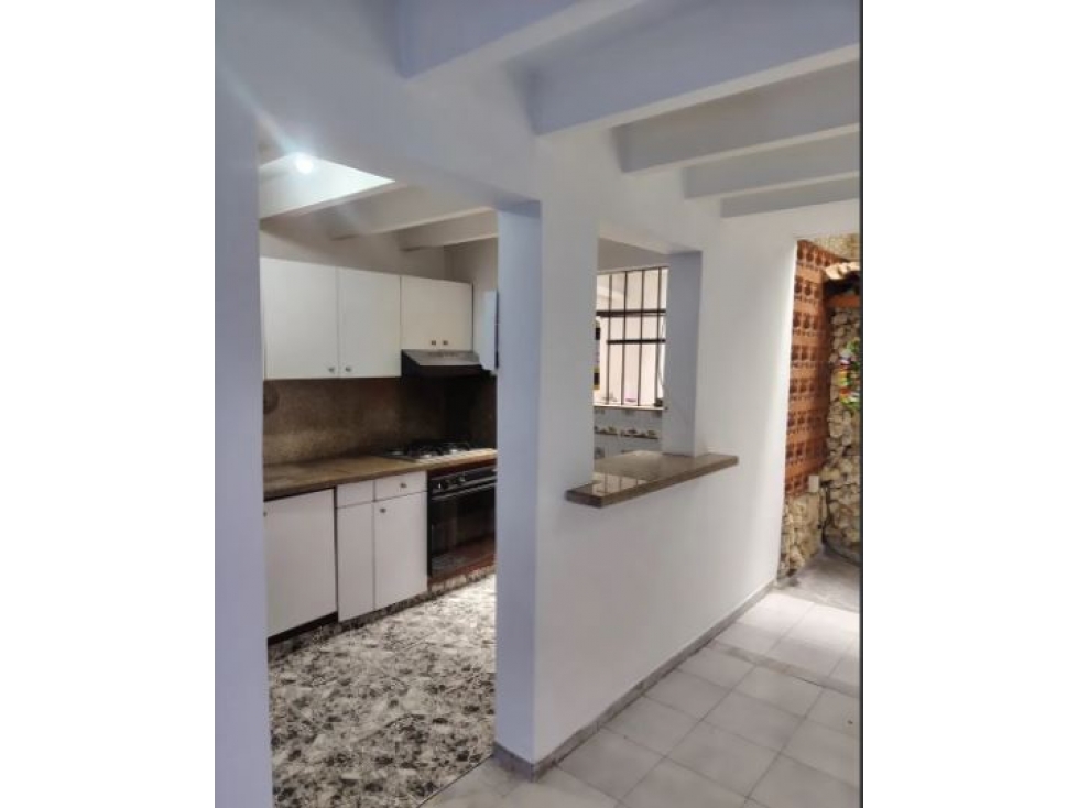 Casa de 2 niveles para la venta en Belén Aliadas — foto 3