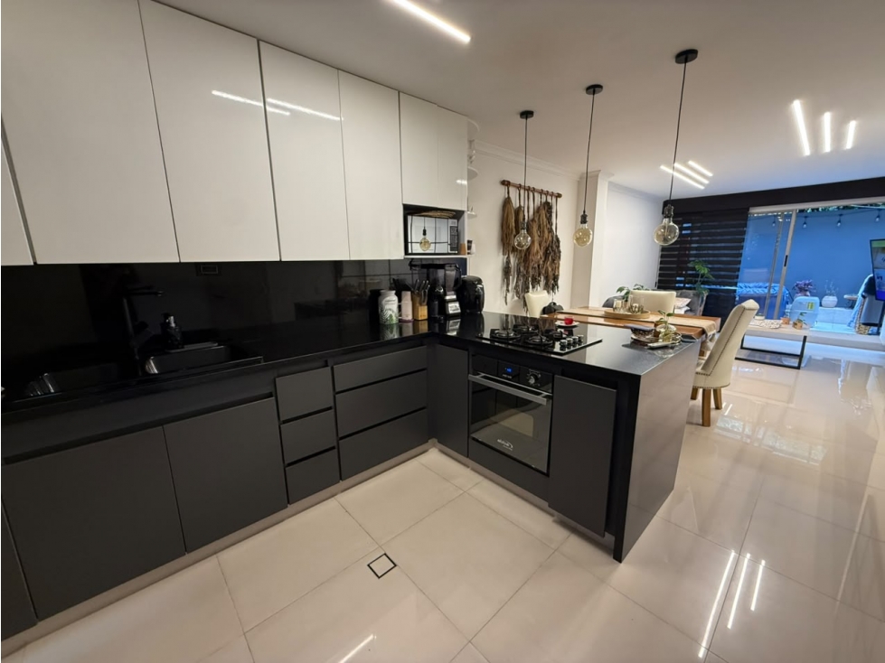 Casa para la venta en Envigado Camino Verde Parte Baja