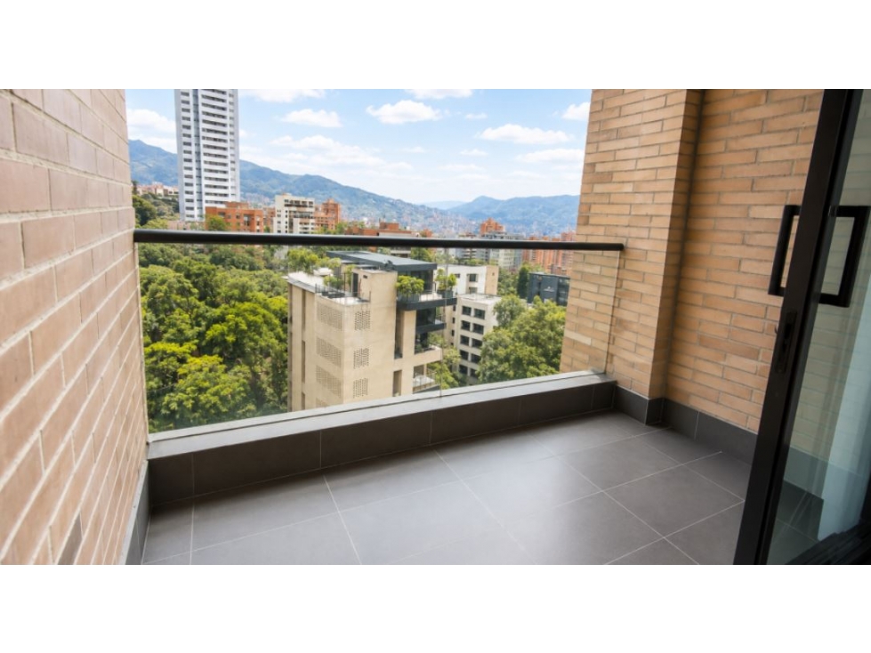Apartamento para la venta en el Poblado el Campestre vista a la ciudad — foto 5
