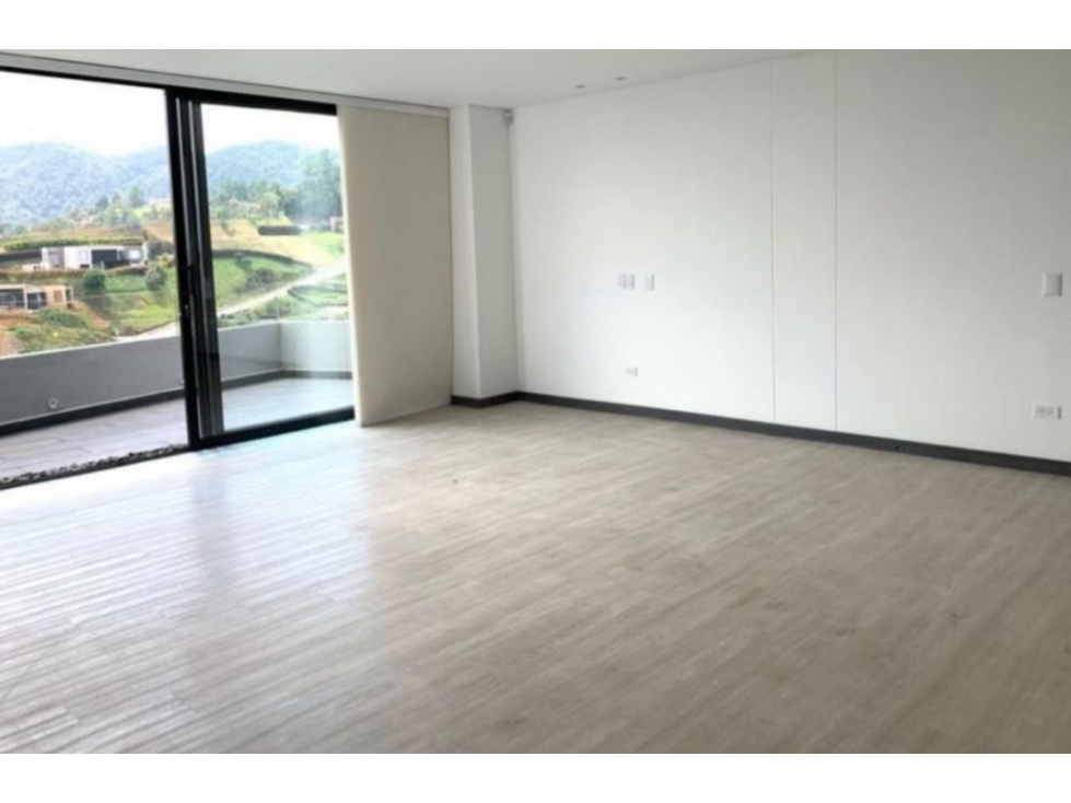 Casa para la venta en Envigado Alto de las Palmas — foto 6