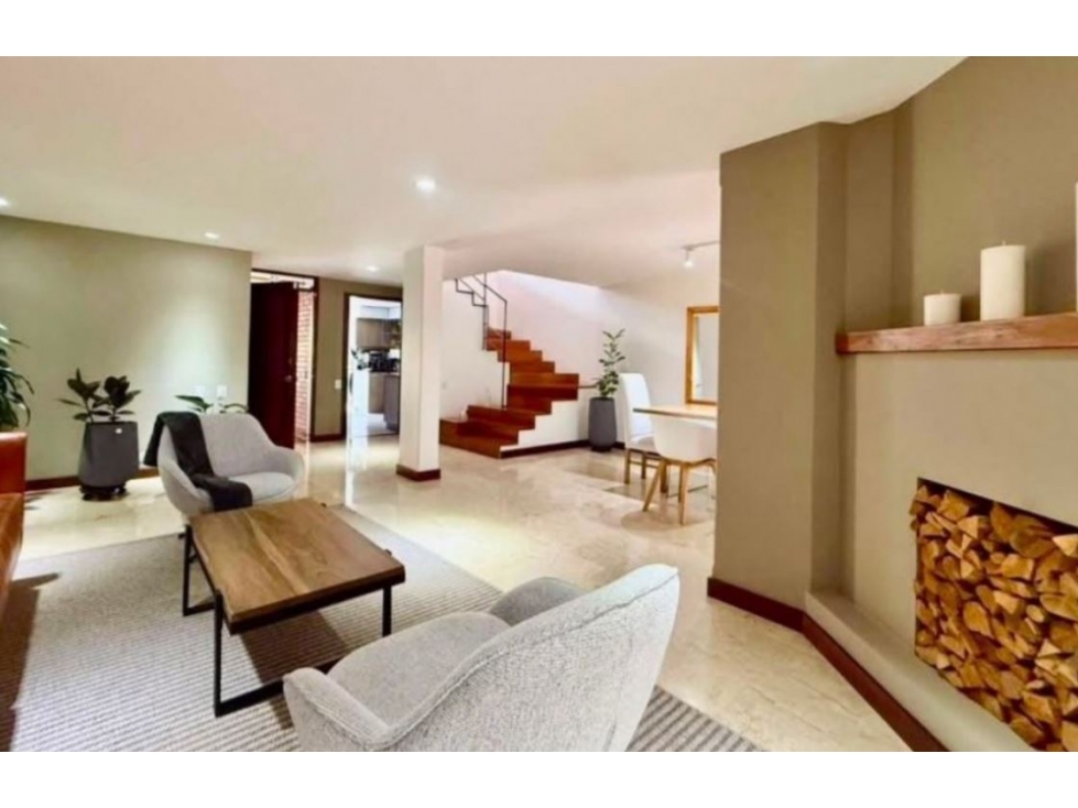 Hermosa casa con Jardín para la venta en Envigado Loma de las Brujas — foto 6
