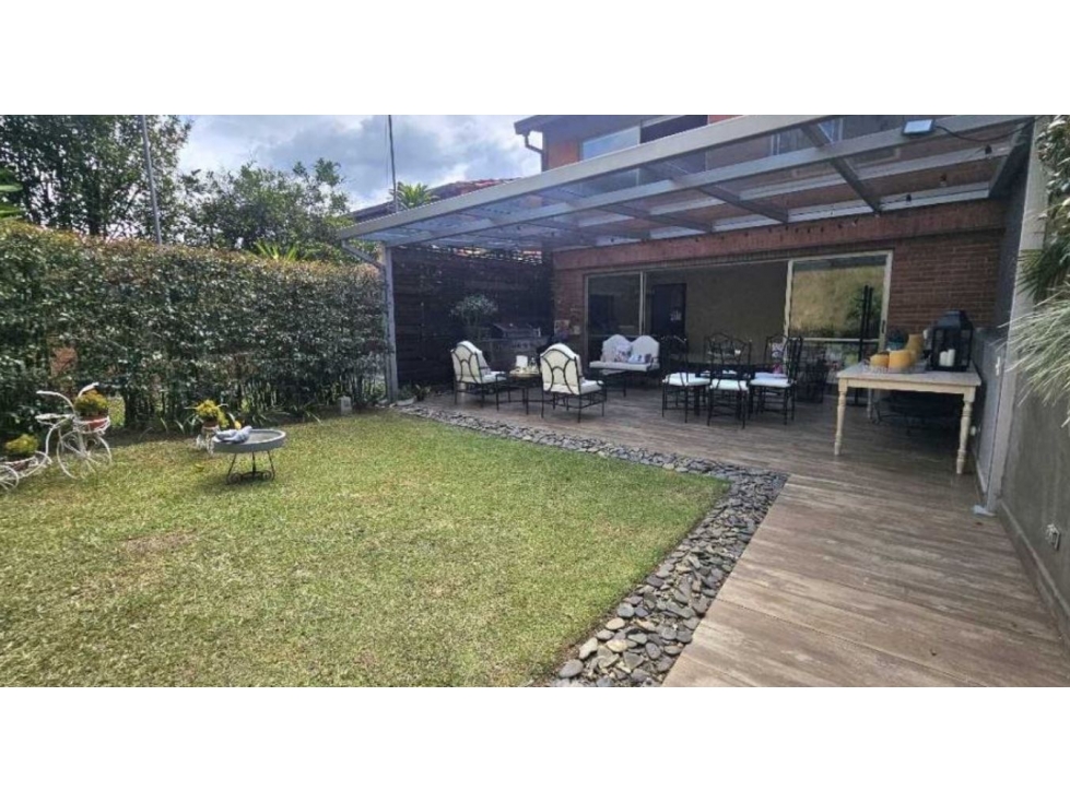 Casa para la venta en Envigado Loma del Chocho - 6