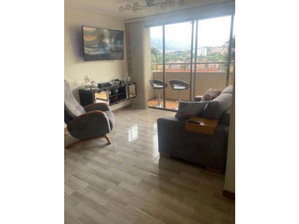 Apartamento para la venta en La Loma de los Bernal — foto 3