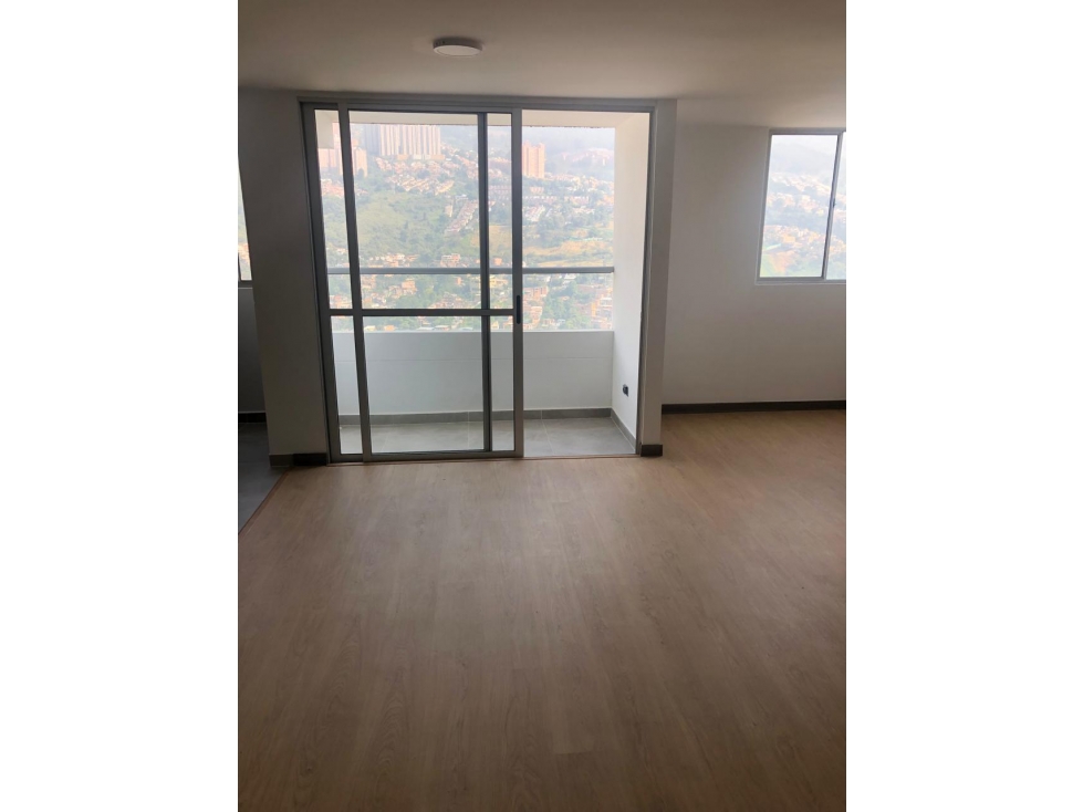 Apartamento para la venta en Calasanz — foto 3