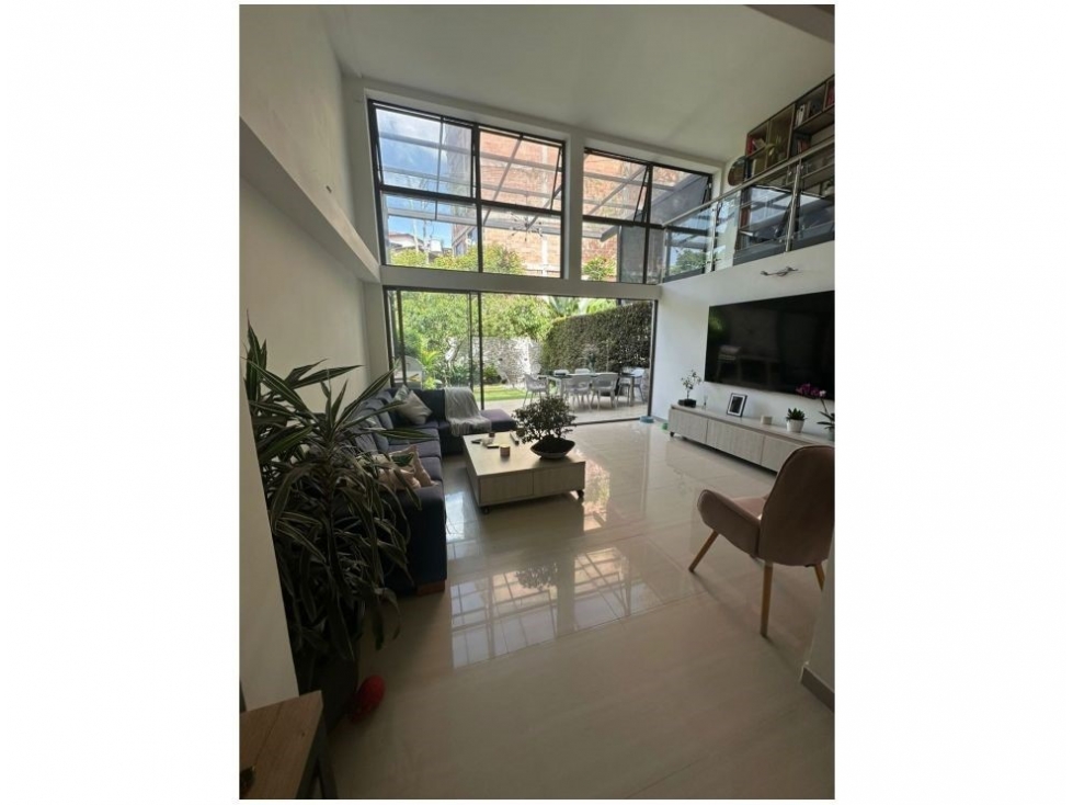 Casa para la venta en Envigado las Antillas — foto 2