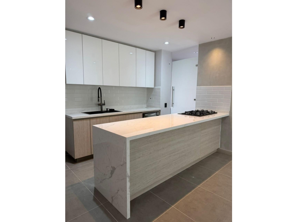 Apartamento para la venta en Envigado Loma del Escobero