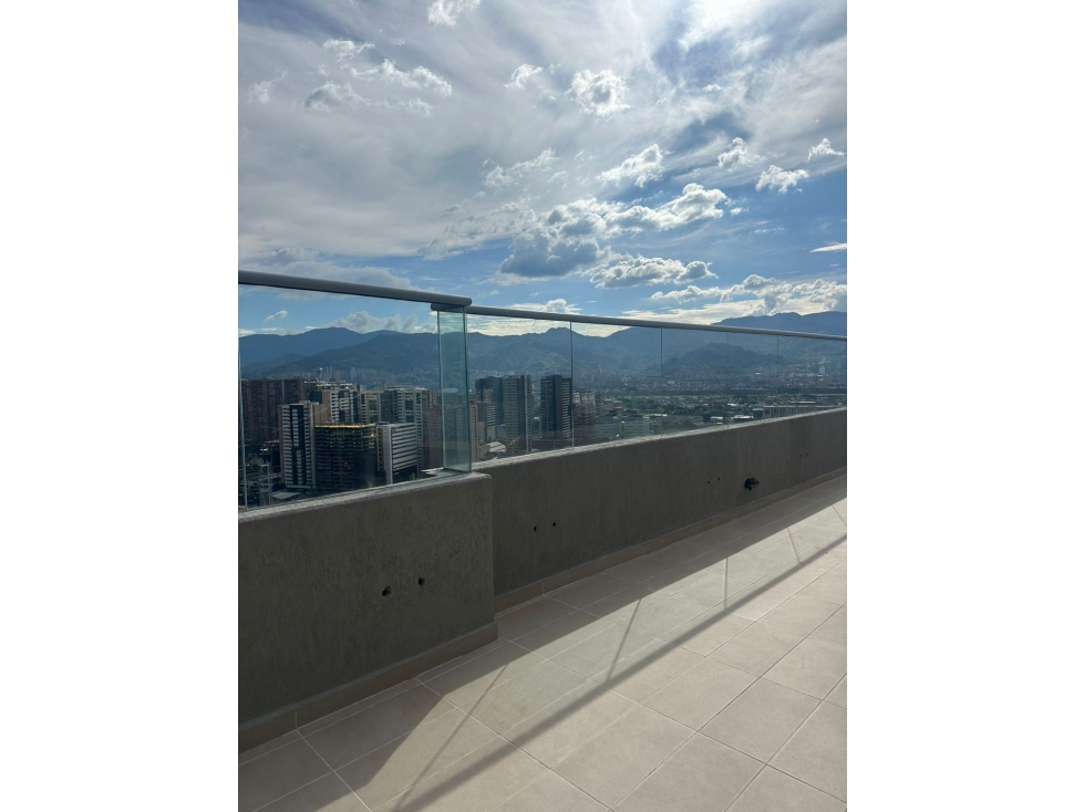 Apartamento para la venta en el Poblado Loma de San Julián Parte — foto 4