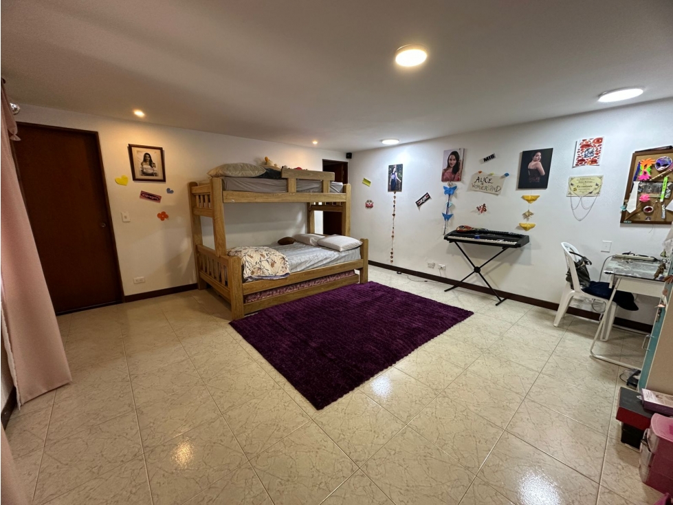 Casa para la venta en Envigado loma de las Brujas — foto 6