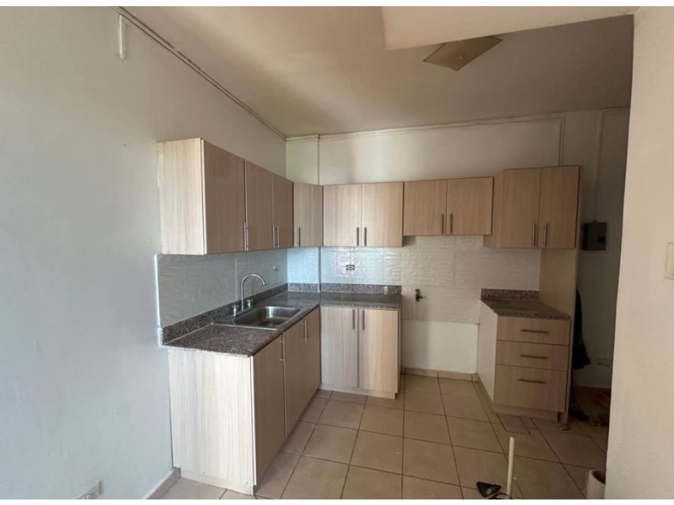 Se Alquila Apartamentos en Pueblo Nuevo | PH Altos de la Colina — foto 2
