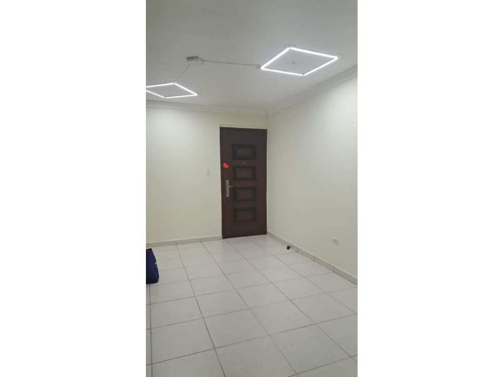 Se Vende Apartamento sobre Via España | PH Torres de España - 4
