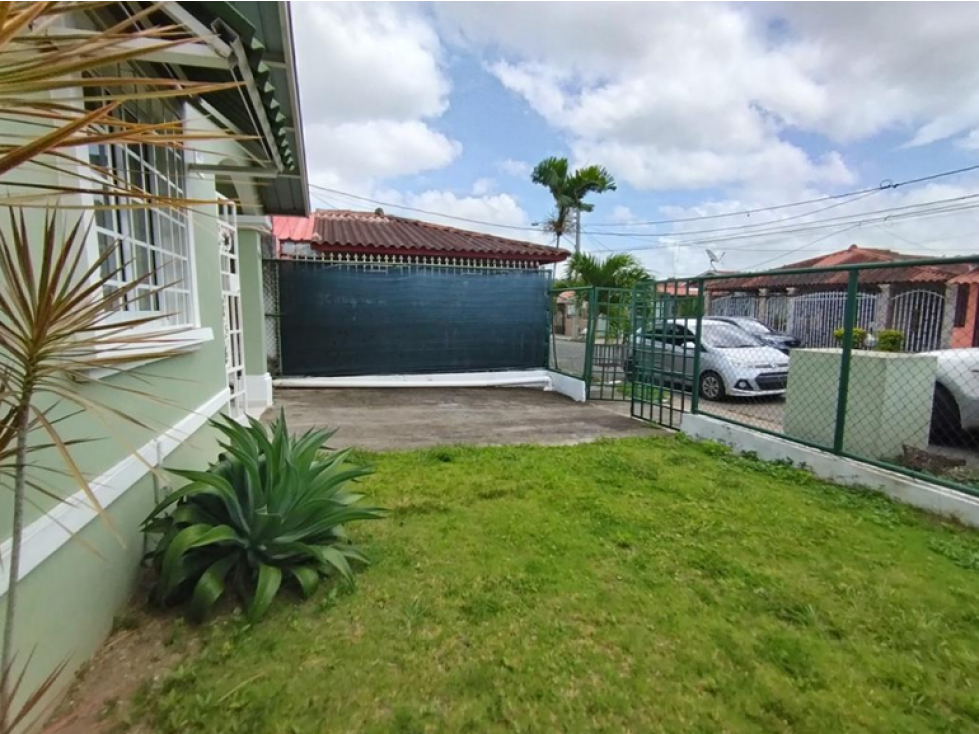 Casa en venta en Valle Dorado | La Chorrera | US$90,000