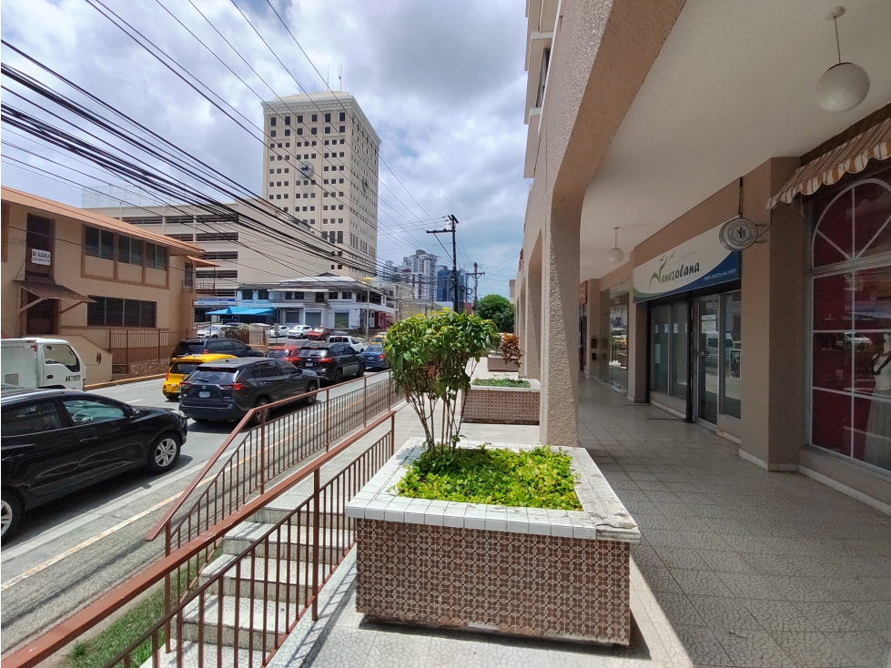 Local Planta Baja en El Cangrejo | Alto Tráfico y Excelente Ubicación — foto 2