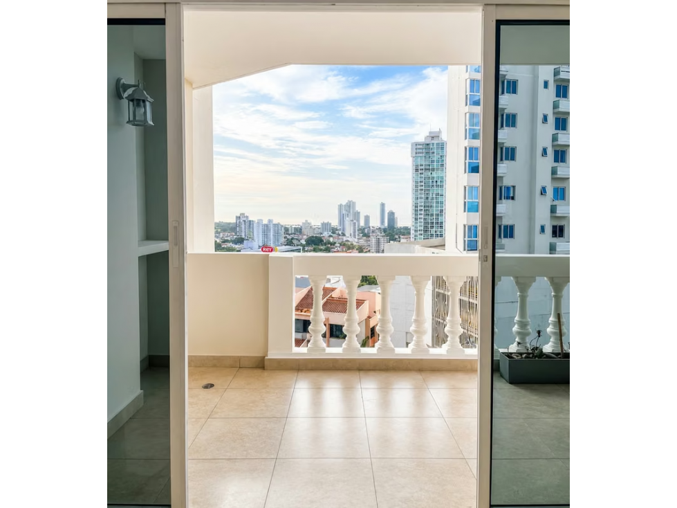 Apartamento en Venta en Ave. Balboa