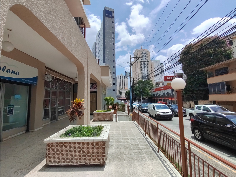 Local Planta Baja en El Cangrejo | Alto Tráfico y Excelente Ubicación