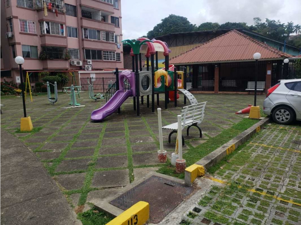 Se Vende Apartamento en Bella Vista PH Altos de Bella Vista — foto 3