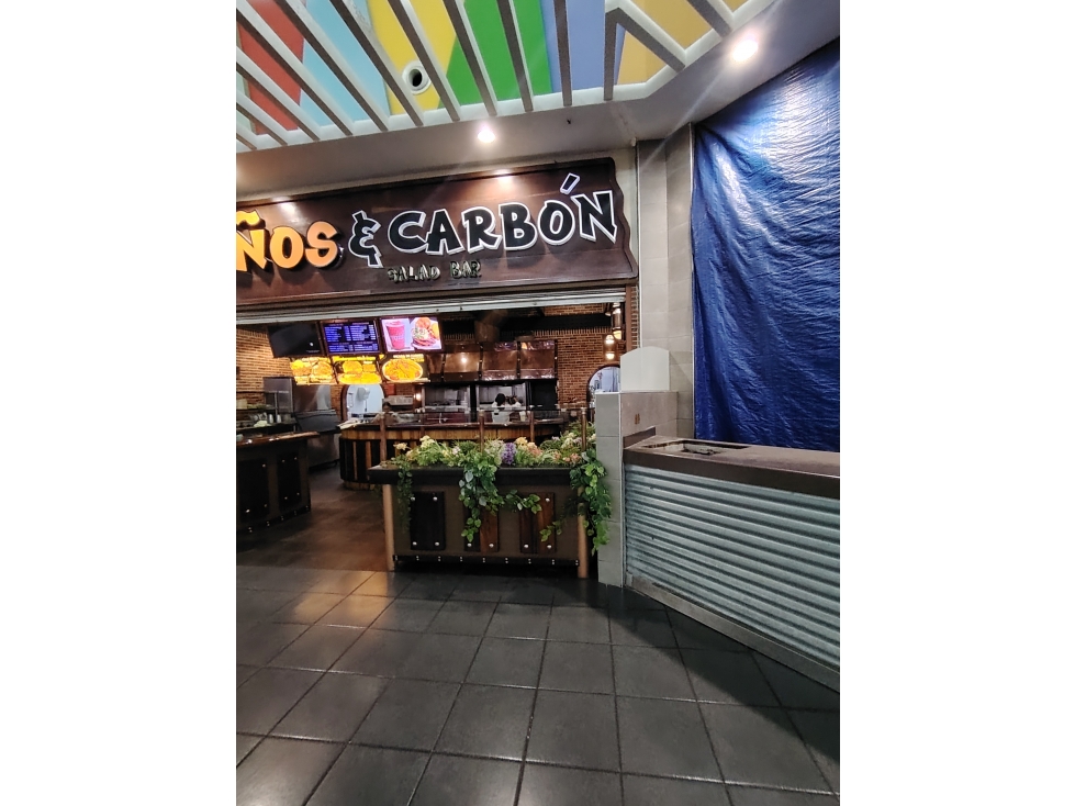 SE ALQUILA LOCAL EN ALBROOK MALL EN PATIO DE COMIDAS - 2