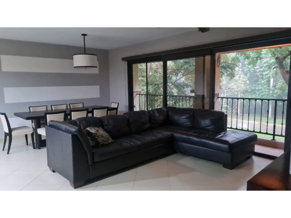 Apartamento en Venta En Clayton | P. H. Embassy Club