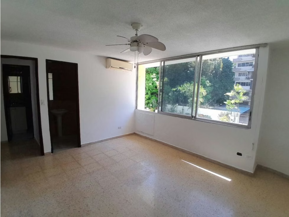 Apartamento en Venta con Línea Blanca en El Cangrejo | PH Lebaron II — foto 2