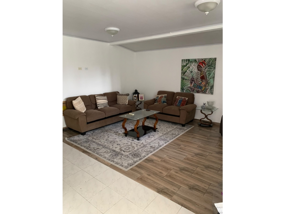 Casa en venta en Valle Dorado | La Chorrera | US$90,000 — foto 2