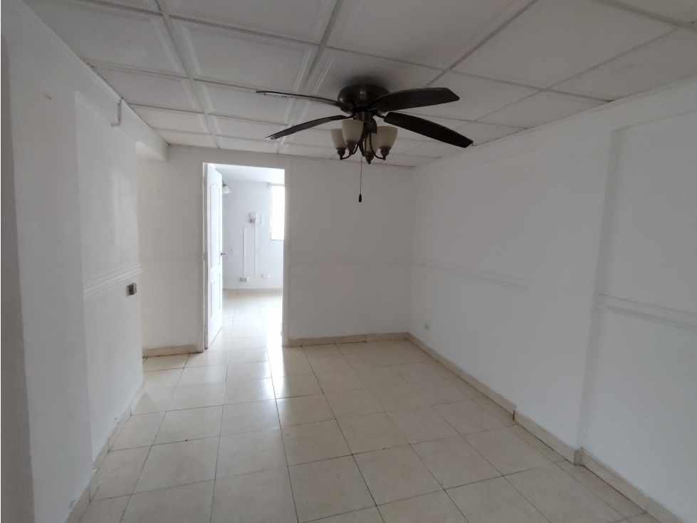 APARTAMENTO EN ALQUILER A PASOS DE TUMBA MUERTO
