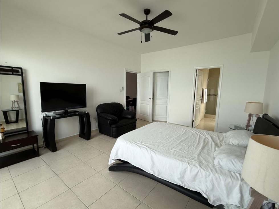 Apartamento Amoblado En Alquiler En Ave. Balboa | Ph Vista del Mar — foto 6