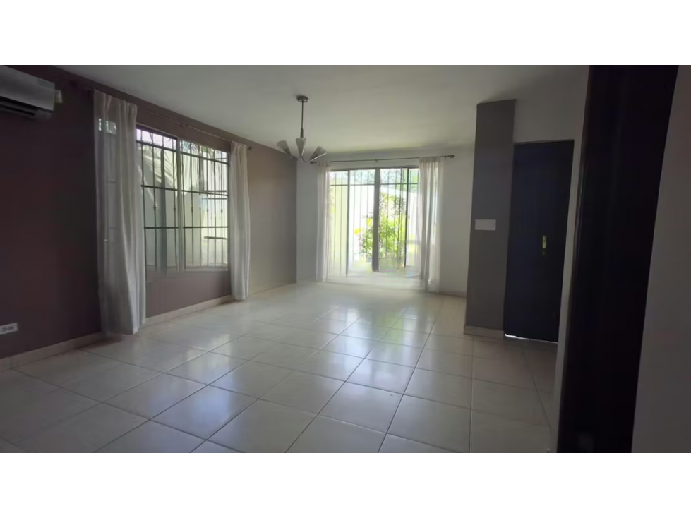 Casa en Alquiler en Condado Del Rey | Paseo Dorado — foto 4