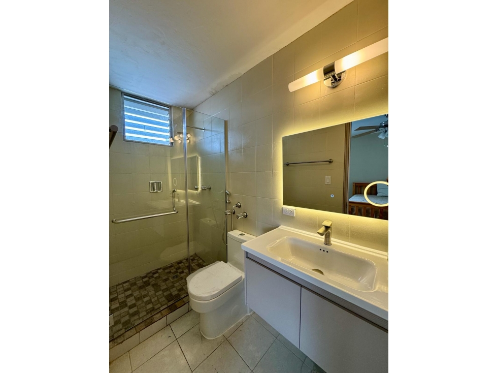 Apartamento en Alquiler en El Cangrejo | PH Plaza Granada — foto 3
