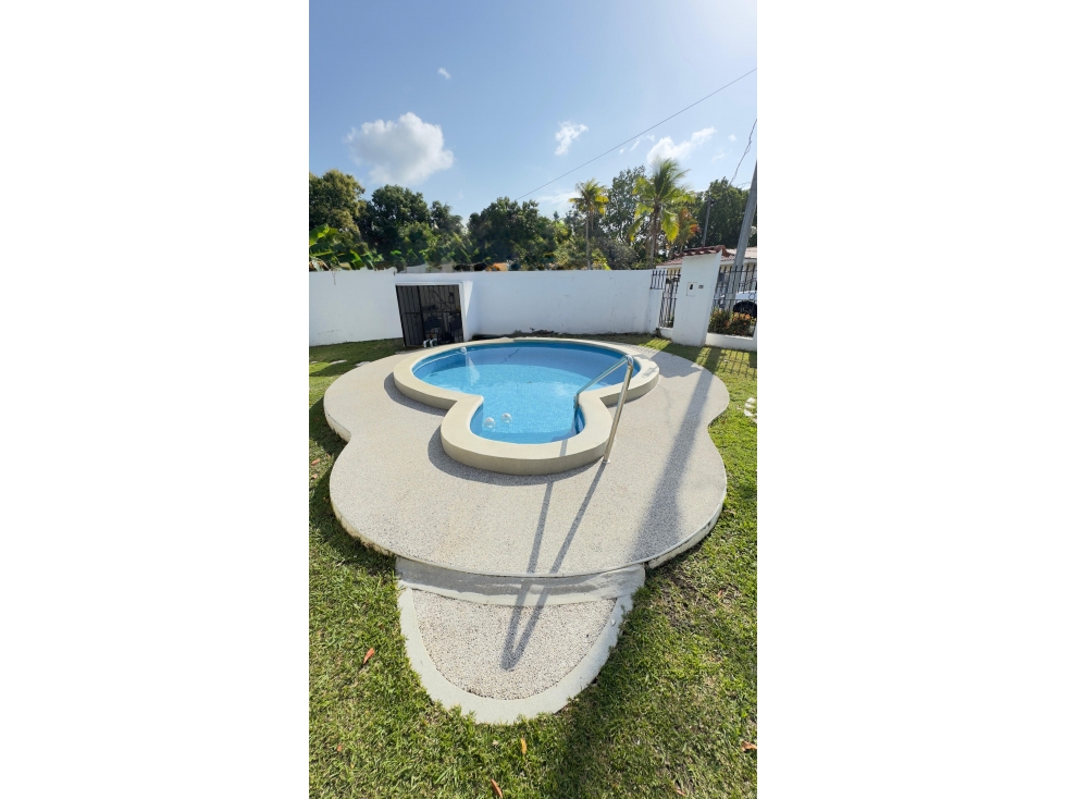 Oportunidad en Coronado | Casa con Piscina + 1,454m² de Terreno |$250K - 4