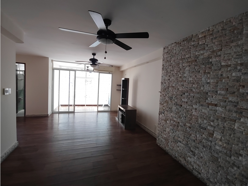 Apartamento En Alquiler En Hato Pintado A Pasos de Via España - 2