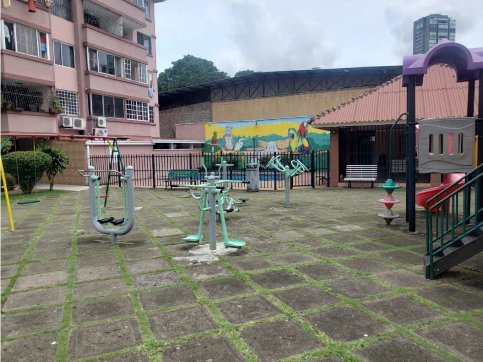 Se Vende Apartamento en Bella Vista PH Altos de Bella Vista — foto 2