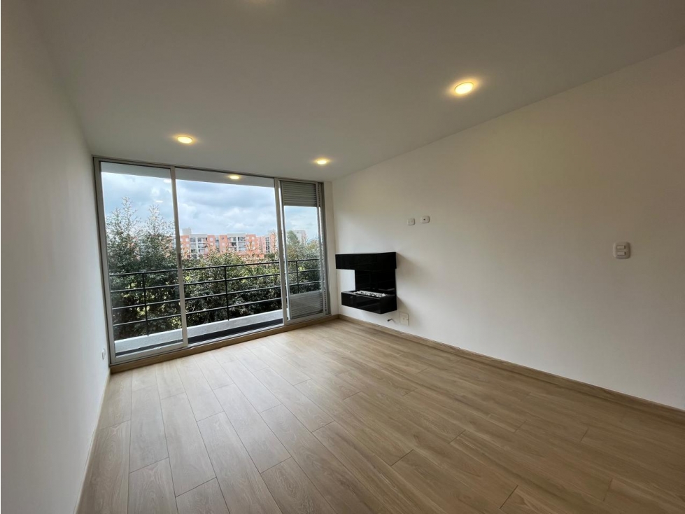 VENDO APARTAMENTO AMPLIO E ILUMINADO EN CAJICA