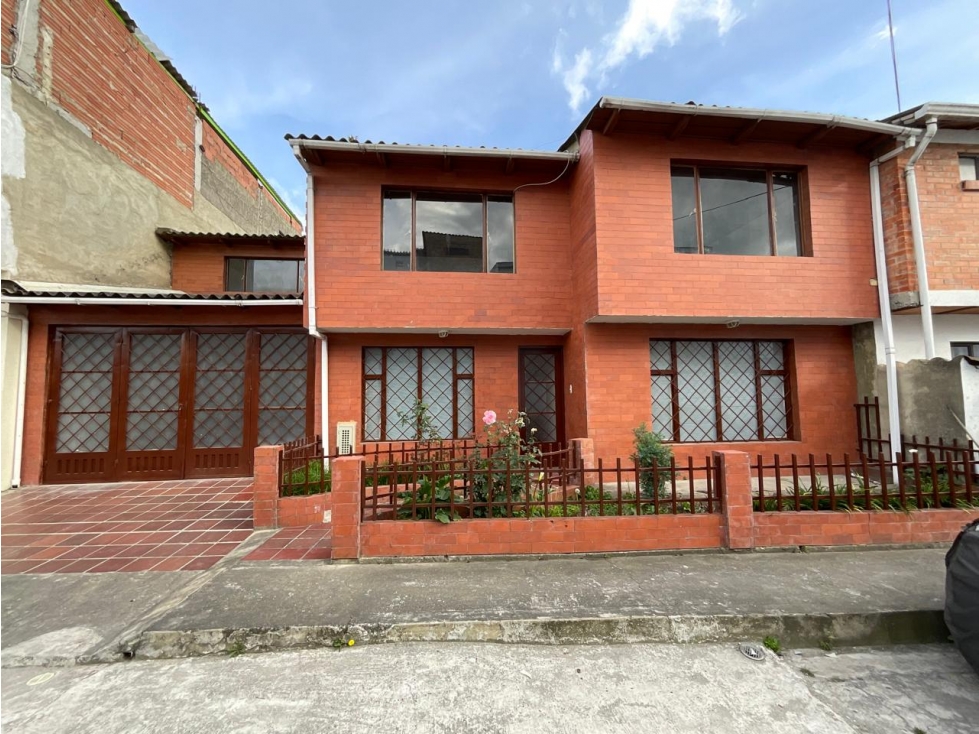 VENDO CASA PARA REMODELAR EN TOCANCIPA