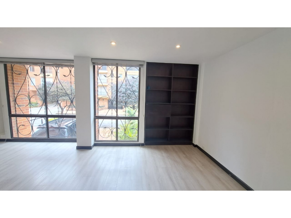 VENDO APARTAMENTO EN SANTA BIBIANA - PRECIO DE OPORTUNIDAD — foto 2