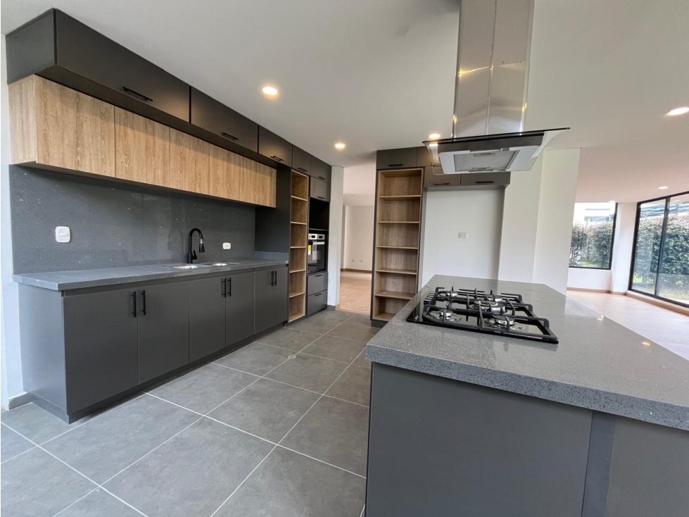 ARRIENDO ESPECTACULAR CASA EN CHIA - 3