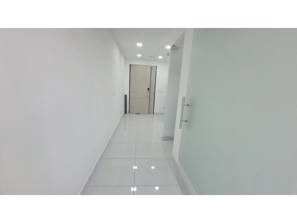 CONSULTORIO EXTERIOR ADECUADO — foto 4