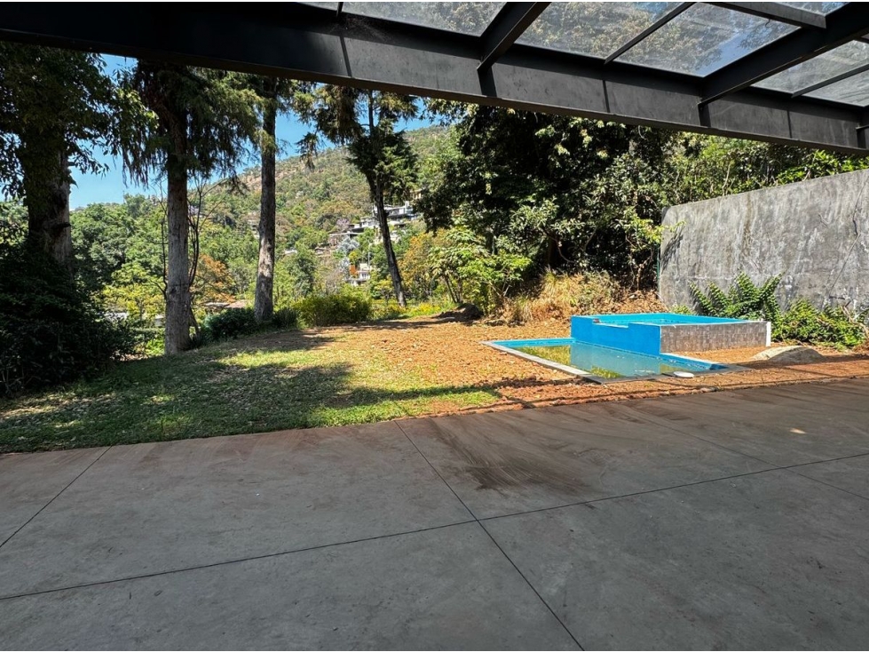 CASA EN RENTA, VALLE DE BRAVO — foto 2