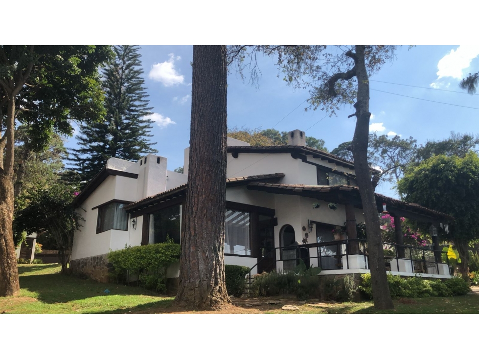 CASA EN VENTA EN AVANDARO