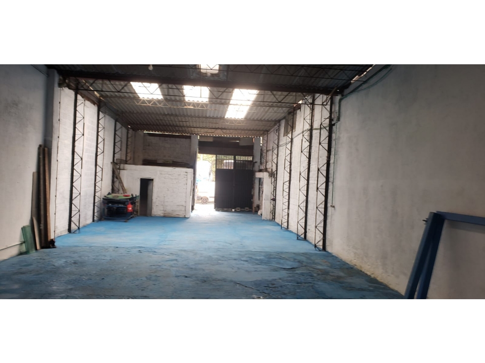 Bodega en venta sector Liborio 220m2 (TIERRERO)