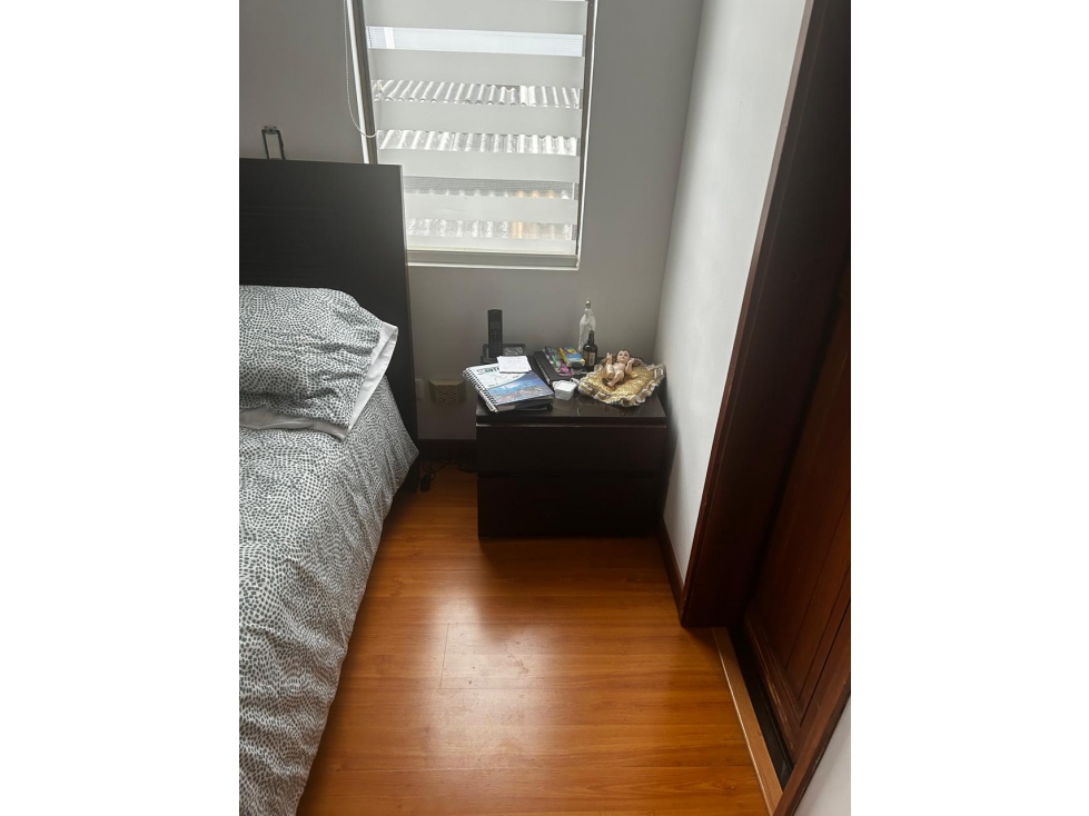 Apartamento en venta de 89m2 barrio Laureles — foto 2