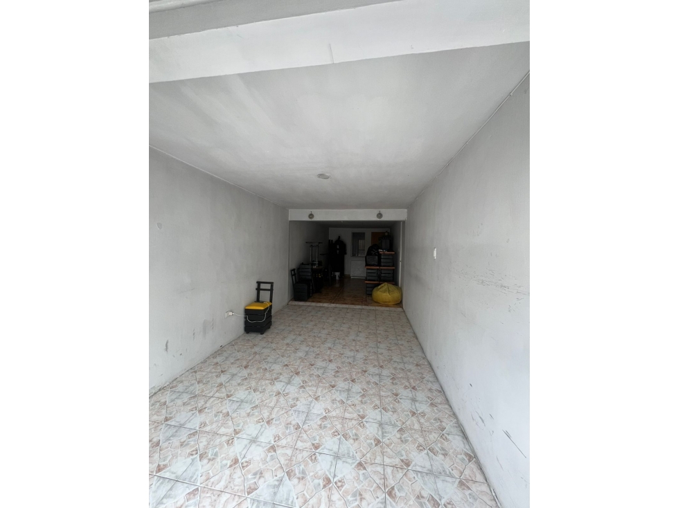 Casa con renta en venta barrio la sultana