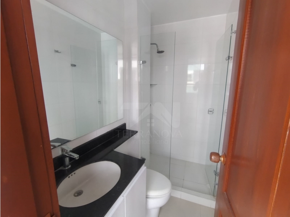 Apartamento duplex en venta sector Palogrande — foto 2