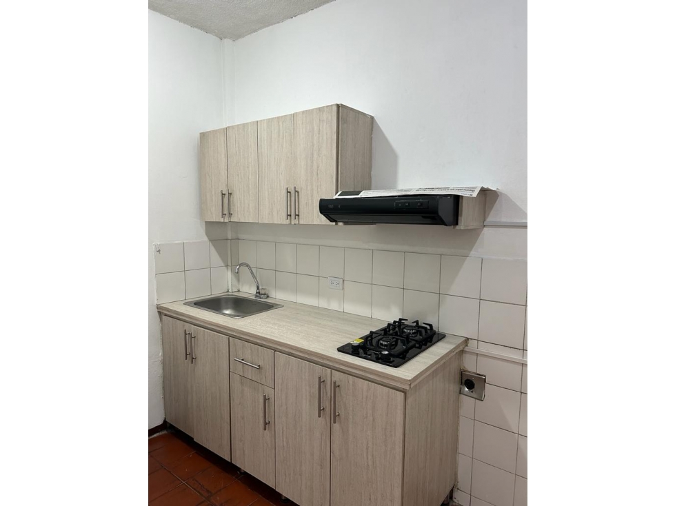 Apartaestuio - Local en venta 48m2 barrio San Joaquin — foto 2