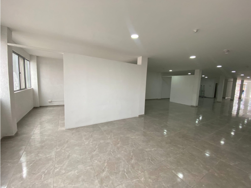 Local en Arriendo sector Milan - 2