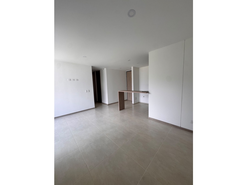 Apartamento en Arriendo sector Bella Suiza — foto 2