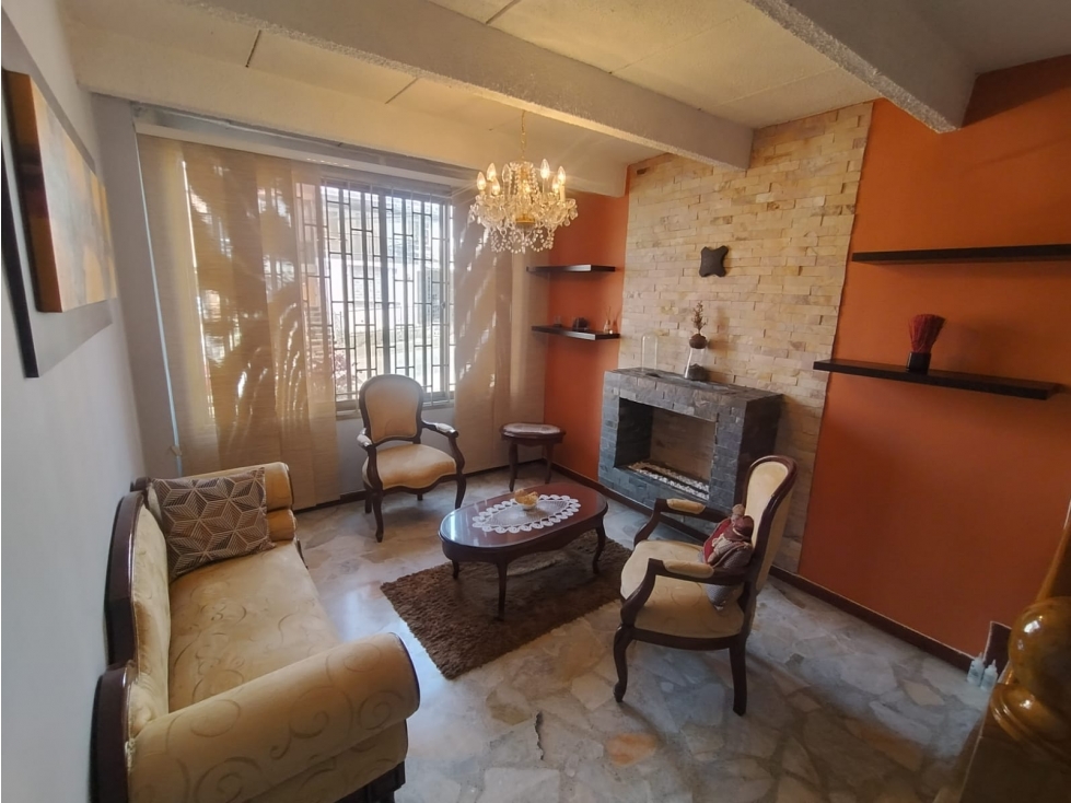 Casa en venta barrio Colseguros 180m2 — foto 2